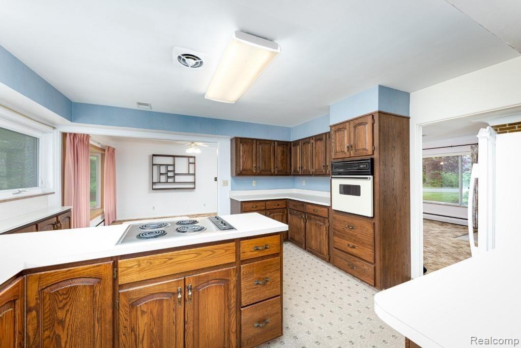 2801 Vrooman Road Jackson, MI 49203 - Photo 15 of 43 15 Kitchen 2801 Vrooman Rd (13 of 45) (Custom).jpg