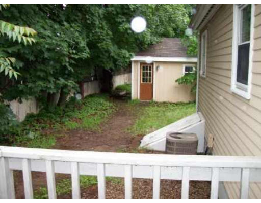 4 Bolton Street Reading, MA 01867 - Photo 10 of 12 Gallery Image 10