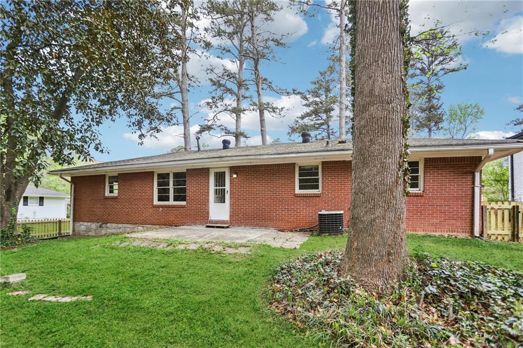 1601 Moncrief Circle Decatur, GA 30033 - Photo 19 of 23