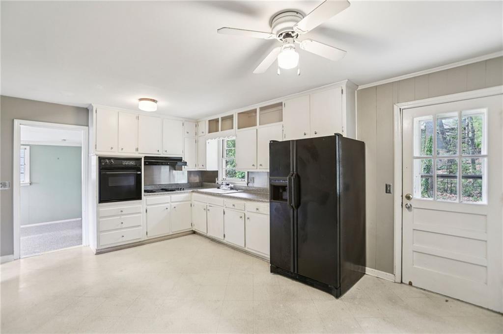 1601 Moncrief Circle Decatur, GA 30033 - Photo 10 of 23