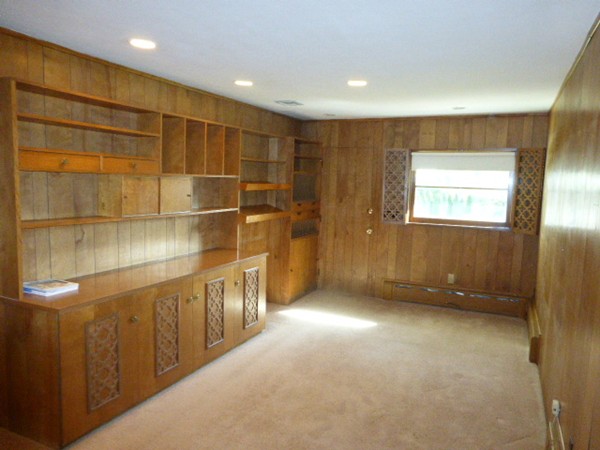 8 Emerson Street Springfield, MA 01118 - Photo 10 of 26