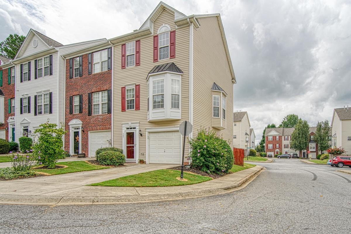 307 Canewood Place Mauldin, SC 29662 - Photo 2 of 31