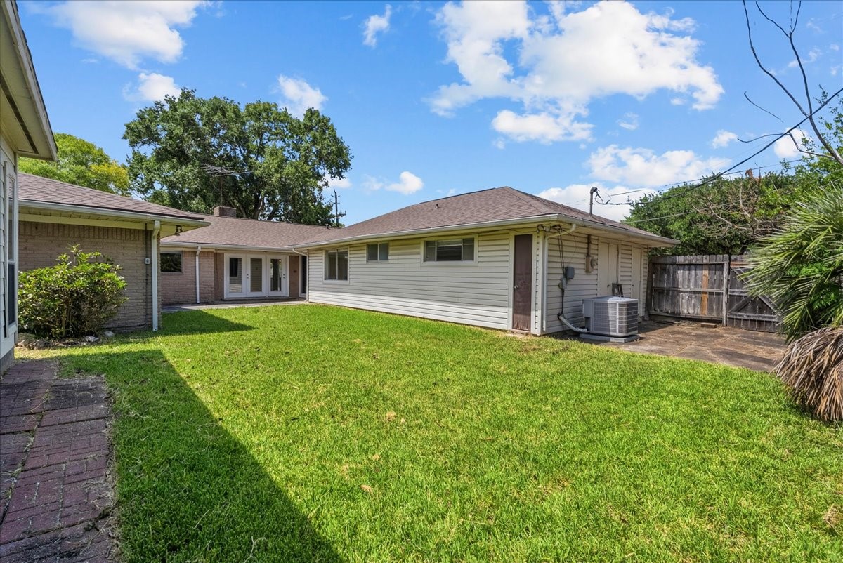 5762 Birdwood Road Houston, TX 77096 - Photo 44 of 50 PLENTY OF SPACE IN THE BACKYARD TO ADD A POOL.