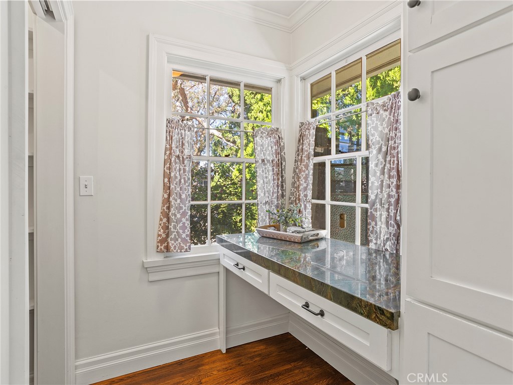 10404 Margate Street North Hollywood, CA 91601 - Photo 18 of 62 a view of a kitchen from a window