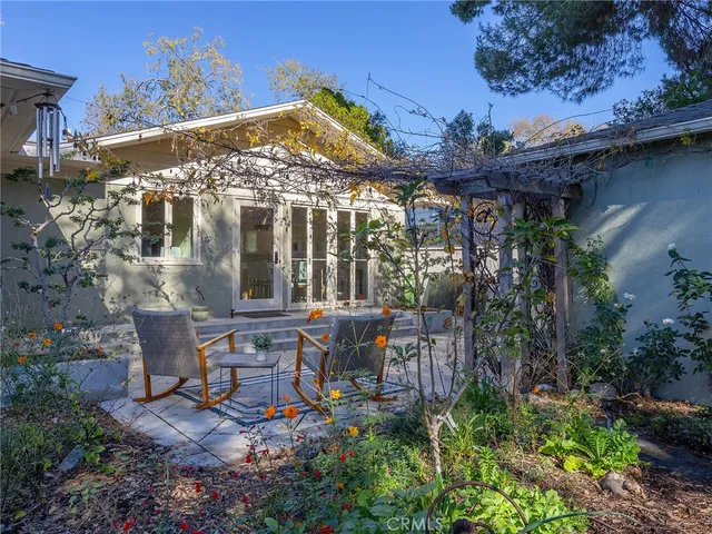 $1,199,991 | 10404 Margate Street, North Hollywood, CA 91601