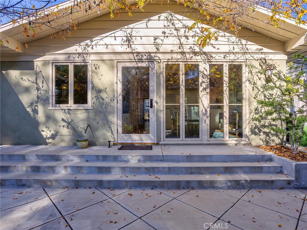 10404 Margate Street North Hollywood, CA 91601 - Photo 55 of 62 Back