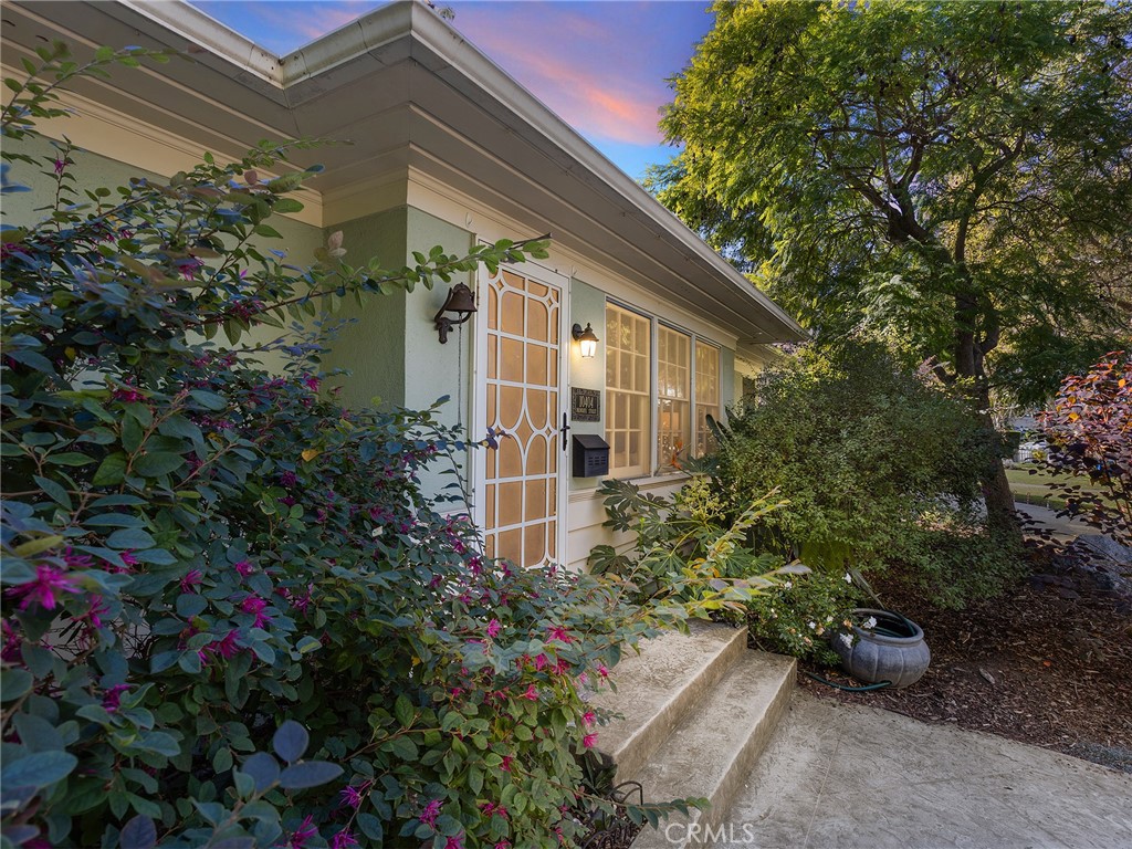 10404 Margate Street North Hollywood, CA 91601 - Photo 6 of 62 a view of a house with potted plants