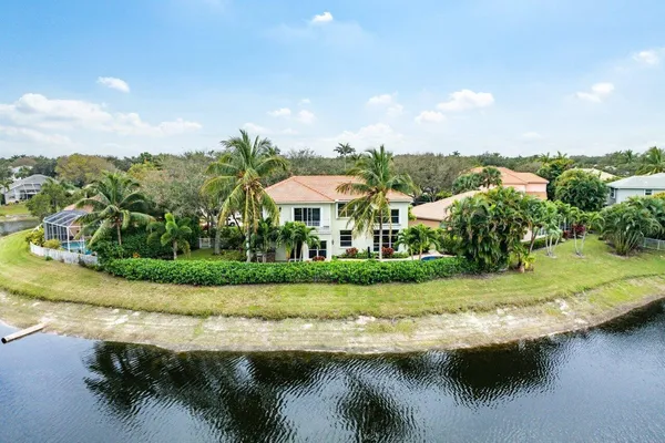 $7,000 | 257 North Spoonbill Lane, Jupiter, FL 33458