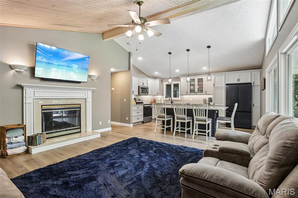 111 Solar Circle Litchfield, IL 62056 - Photo 7 of 55