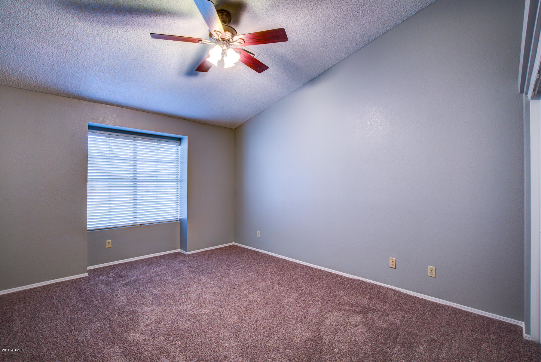 7908 West Wethersfield Road Peoria, AZ 85381 - Photo 8 of 17 10 7908 W Whethersfield, Peoria