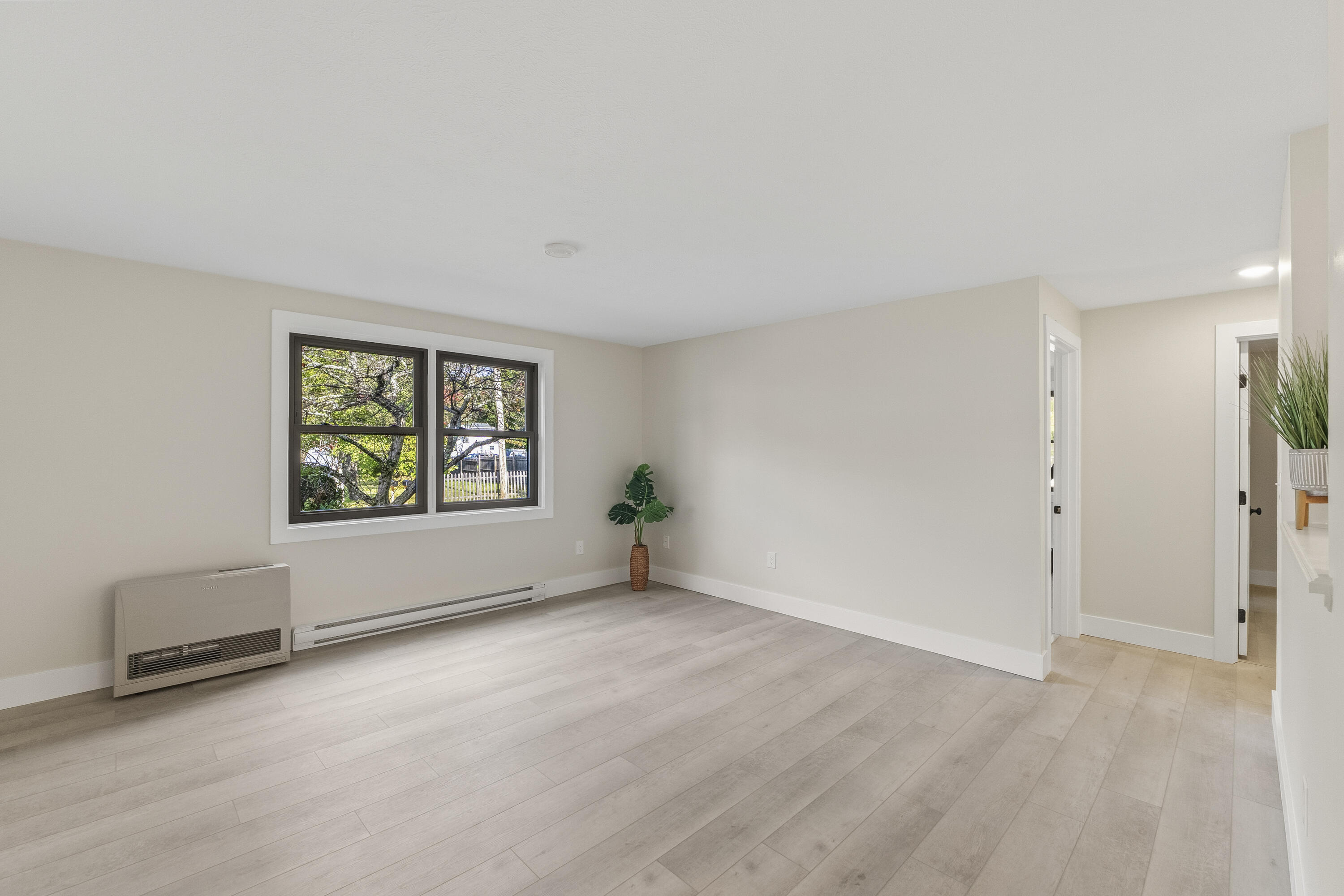 39 Smithwheel Road, Unit 2 Old Orchard Beach, ME 04064 - Photo 11 of 38 photos_high_resolution_39_Smithwheel_Rd_