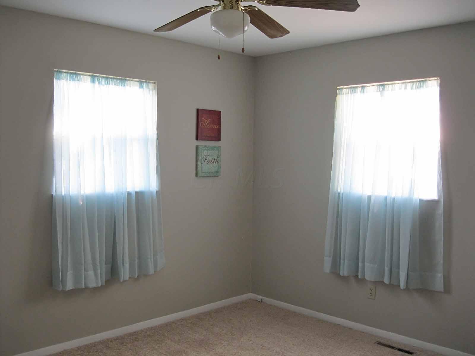 3205 Dunloe Road Columbus, OH 43232 - Photo 15 of 35 Gallery Image 15