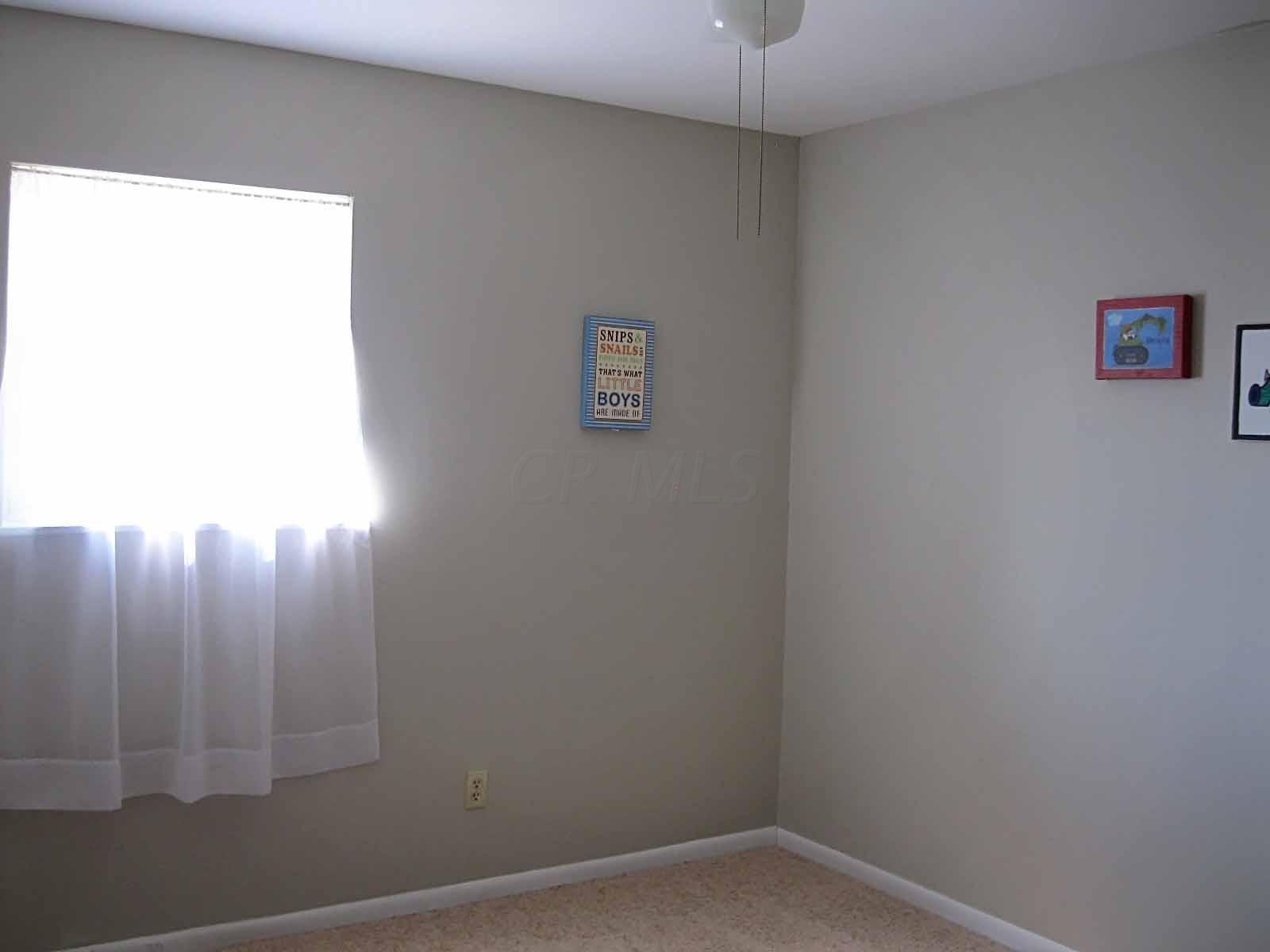 3205 Dunloe Road Columbus, OH 43232 - Photo 19 of 35 Gallery Image 19