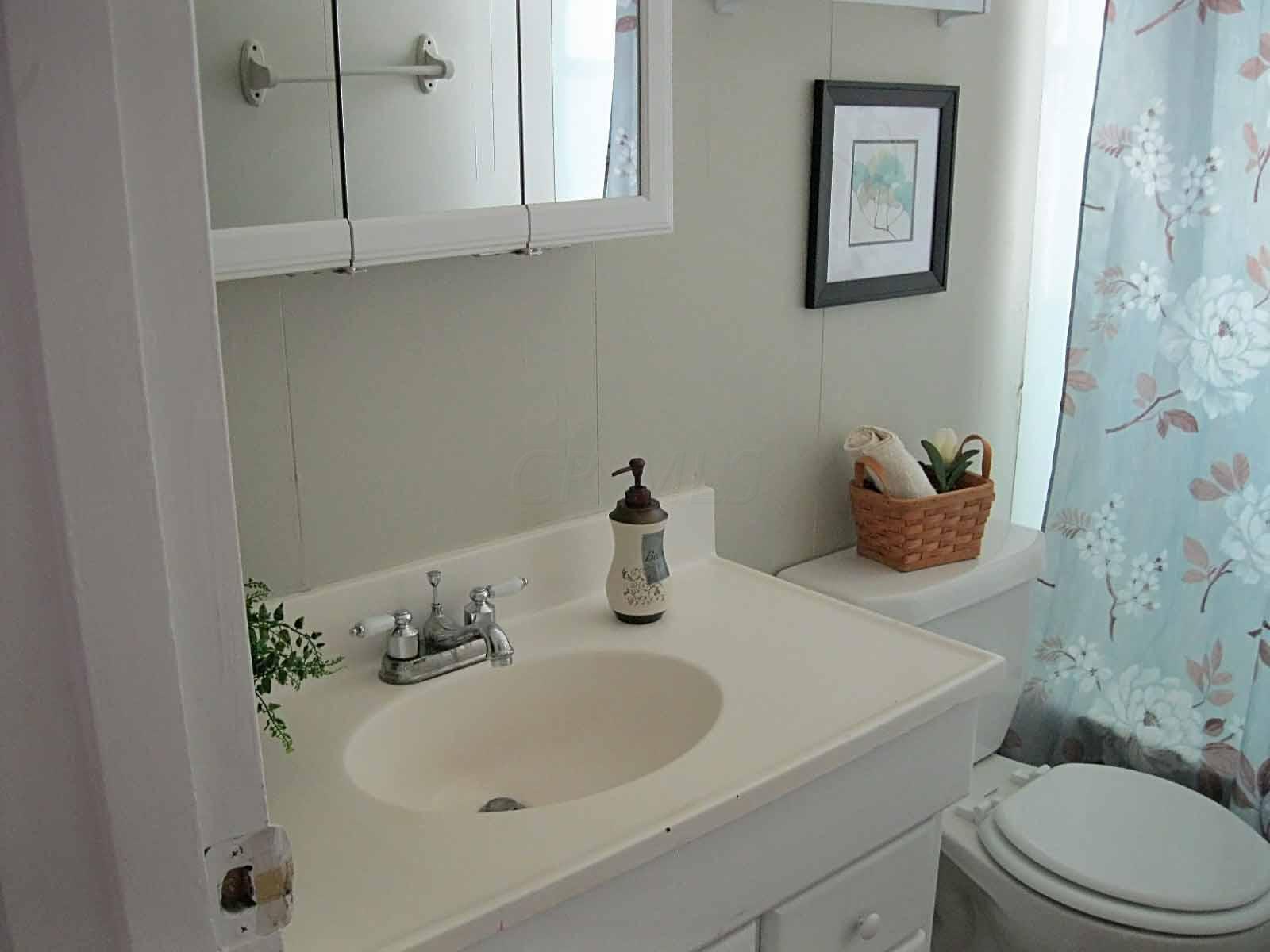 3205 Dunloe Road Columbus, OH 43232 - Photo 21 of 35 Gallery Image 21
