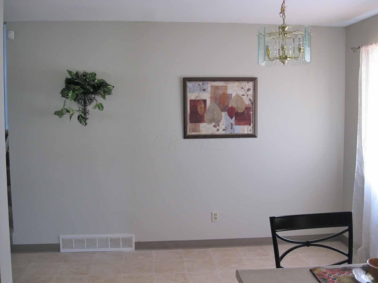3205 Dunloe Road Columbus, OH 43232 - Photo 7 of 35 Gallery Image 7
