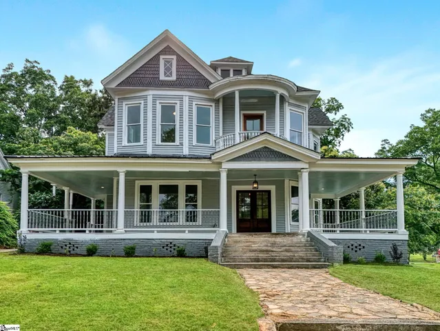 $594,900 | 522 South Harper Street, Laurens, SC 29360