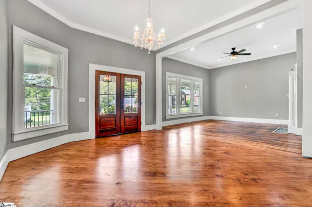 $594,900 | 522 South Harper Street, Laurens, SC 29360