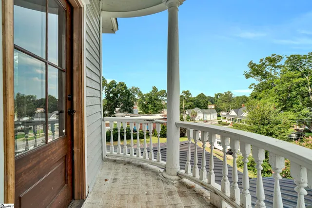 $594,900 | 522 South Harper Street, Laurens, SC 29360