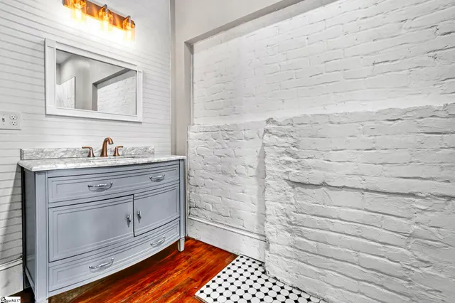 $594,900 | 522 South Harper Street, Laurens, SC 29360