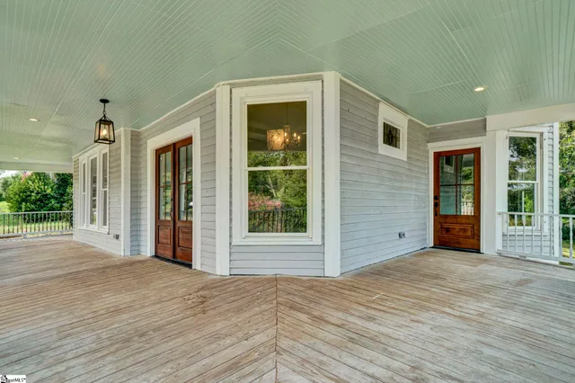 $594,900 | 522 South Harper Street, Laurens, SC 29360