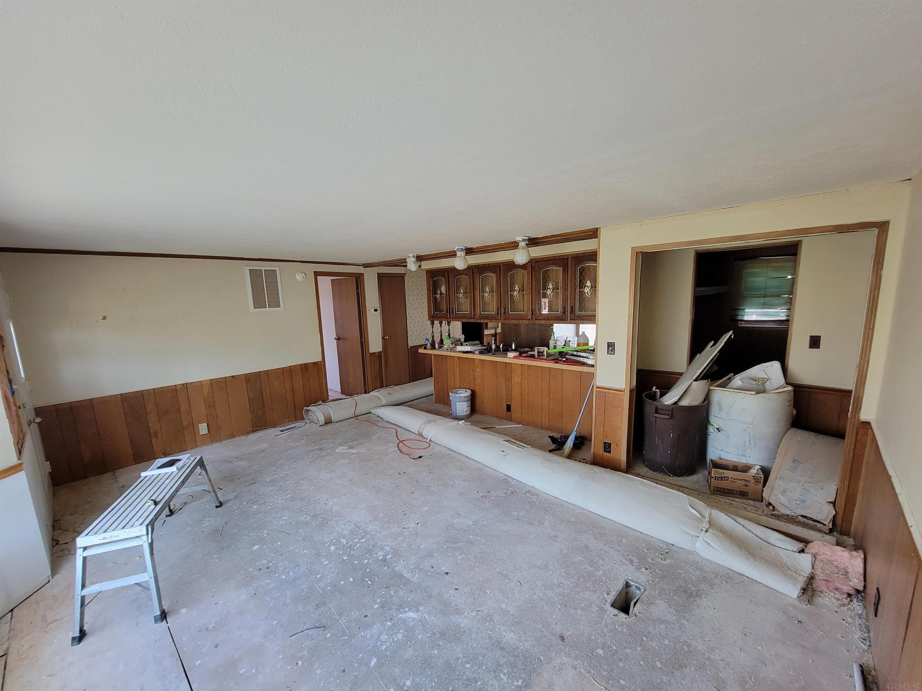 506 Defiance Street Howe, IN 46746 - Photo 8 of 9 Gallery Image 8
