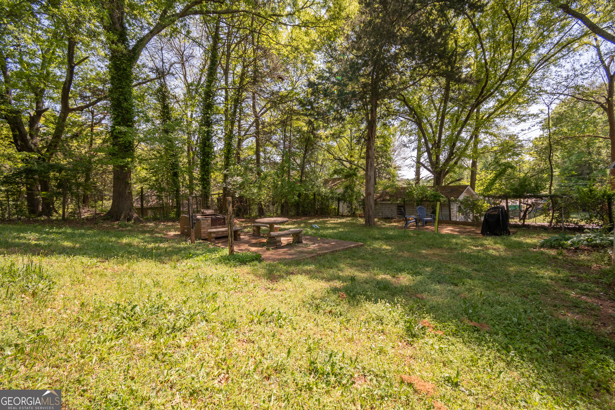 120 Hillside Street Athens, GA 30601 - Photo 15 of 18 a view of a park with large trees