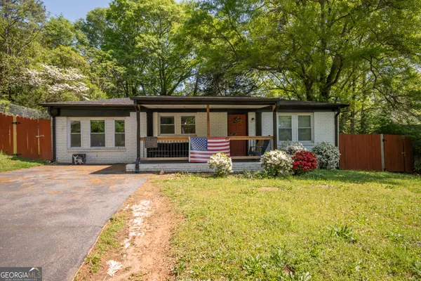 $2,400 | 120 Hillside Street, Athens, GA 30601