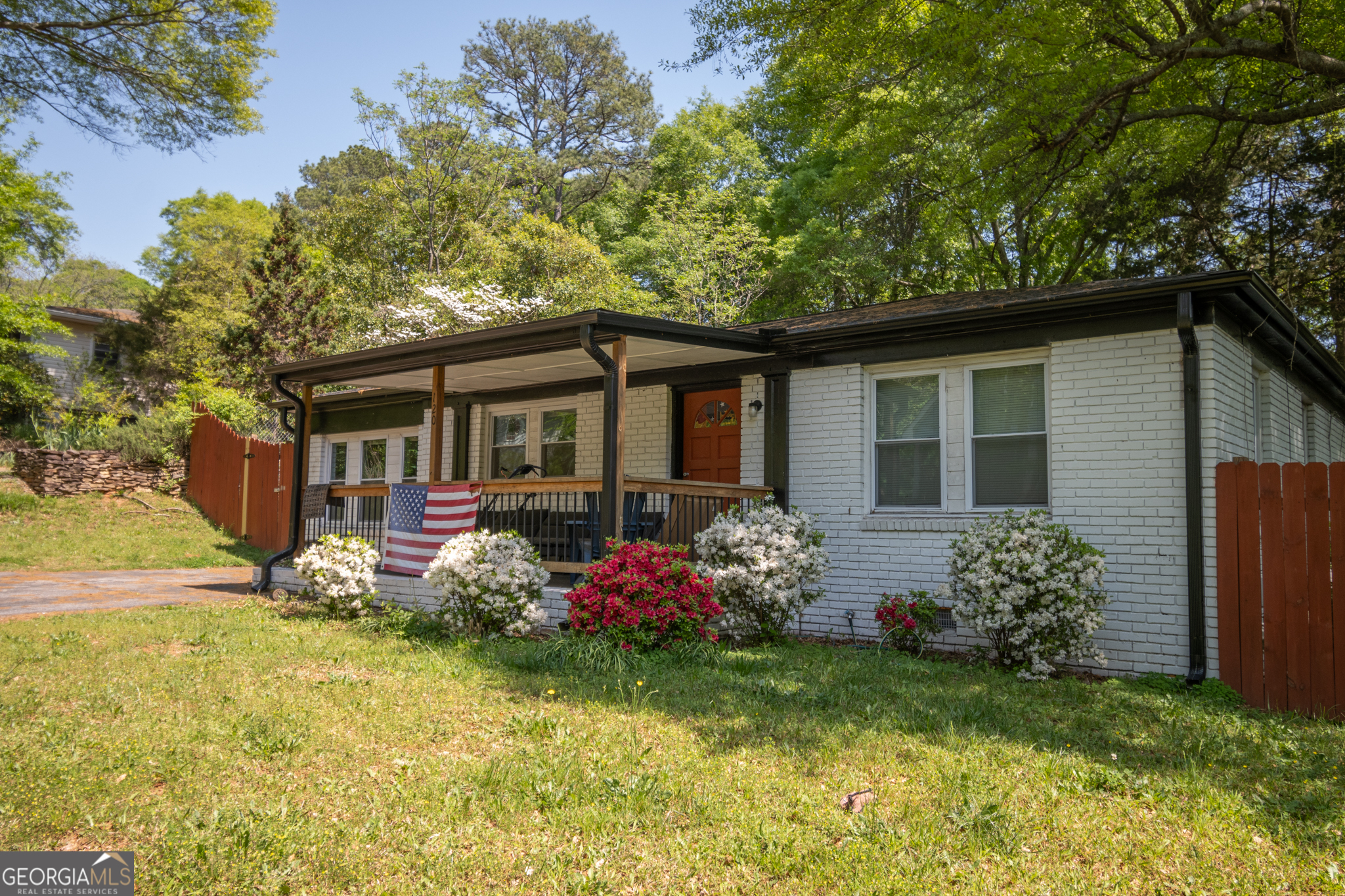 120 Hillside Street Athens, GA 30601 - Photo 4 of 18 a front view of house with yard