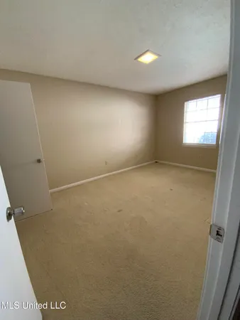 $118,000 | 5155 Wayneland Drive, Unit G1, Jackson, MS 39211