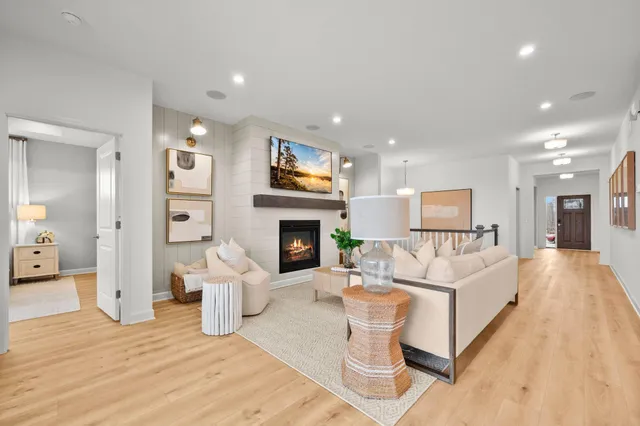 $599,990 | 15465 112th Avenue North, Dayton, MN 55369