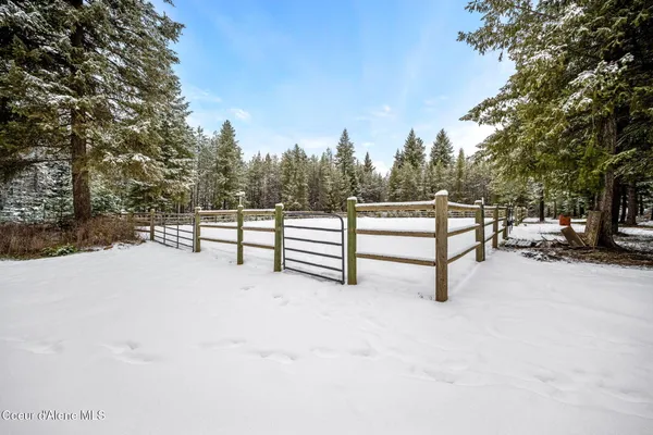 $795,000 | 25165 North Vista View Court, Rathdrum, ID 83858