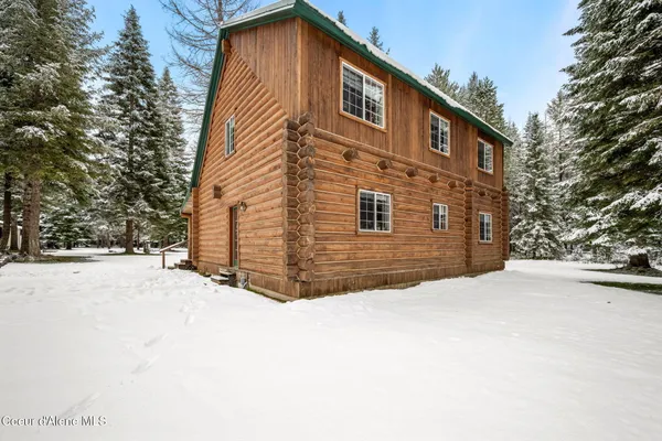 $795,000 | 25165 North Vista View Court, Rathdrum, ID 83858