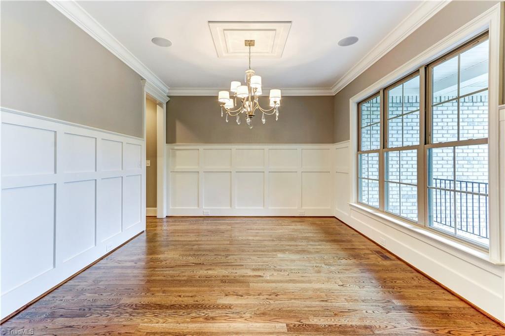 6861 Matzinger Court Oak Ridge, NC 27310 - Photo 4 of 30 Dining Room