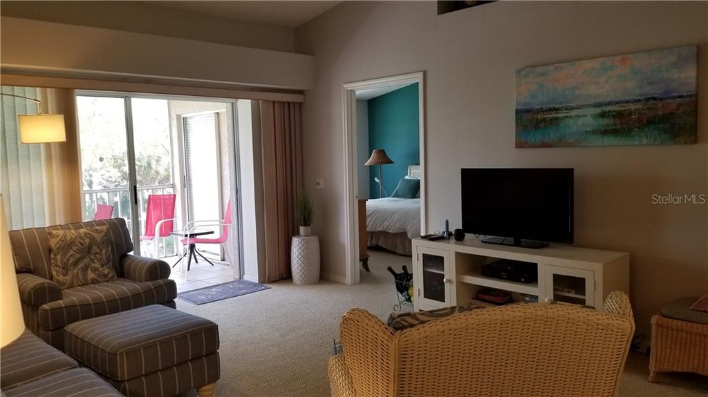 8951 Veranda Way, Unit 625 Sarasota, FL 34238 - Photo 6 of 34