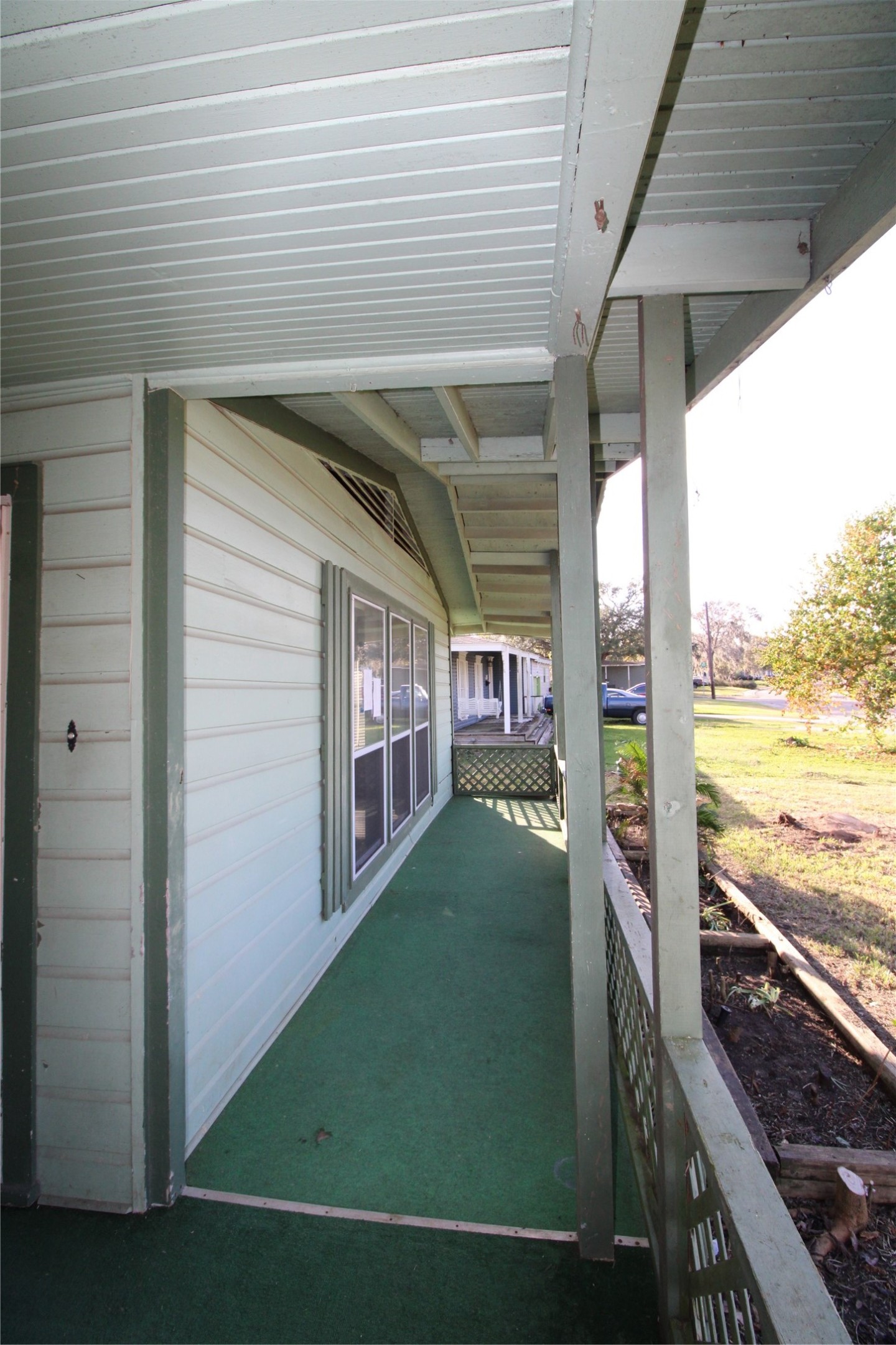 430 Winding Way Street Lake Jackson, TX 77566 - Photo 16 of 38 a view of outdoor space and balcony