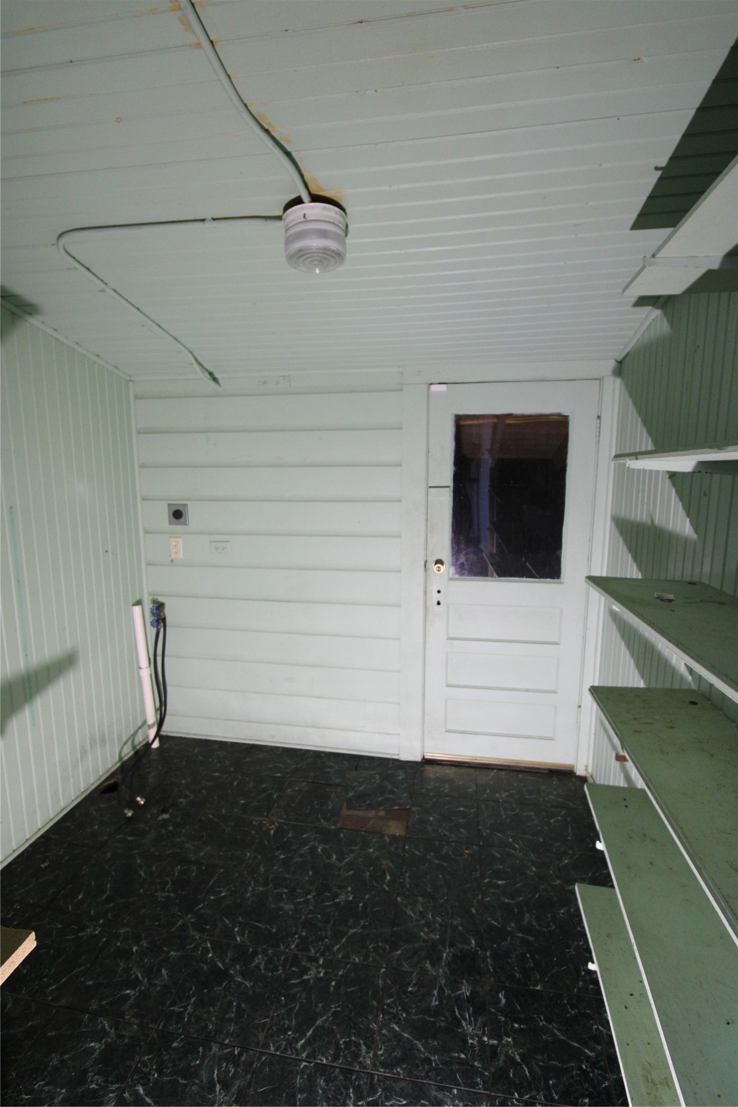 430 Winding Way Street Lake Jackson, TX 77566 - Photo 34 of 38 a view of empty room with wooden floor and fan