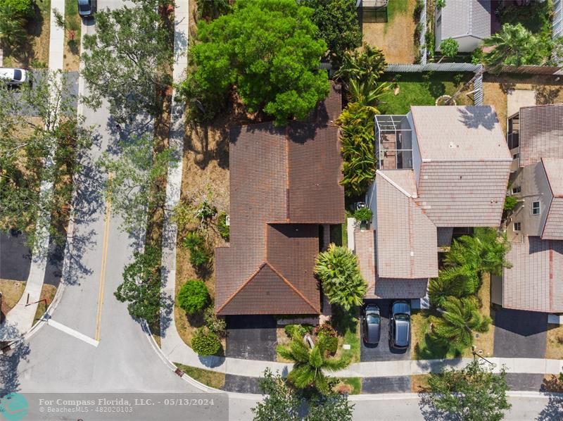 600 Stanton Drive Weston, FL 33326 - Photo 5 of 5 an aerial view of multiple houses with yard