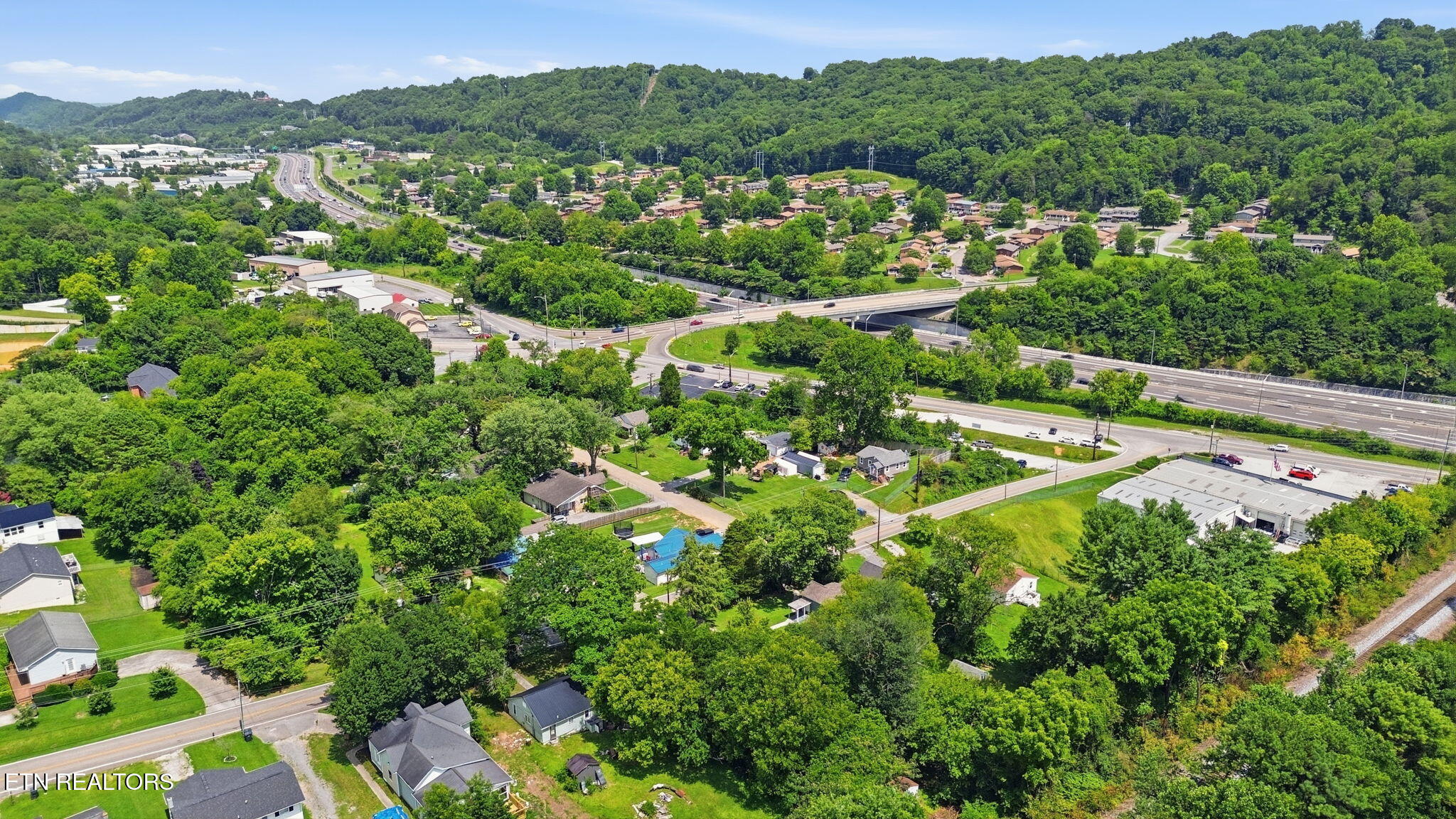 4205 Coster Road Knoxville, TN 37912 - Photo 31 of 37 33-web-or-mls-DJI_0123