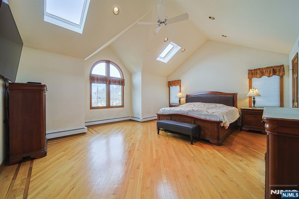 19 Dave Espie Way Wayne, NJ 07470 - Photo 27 of 49