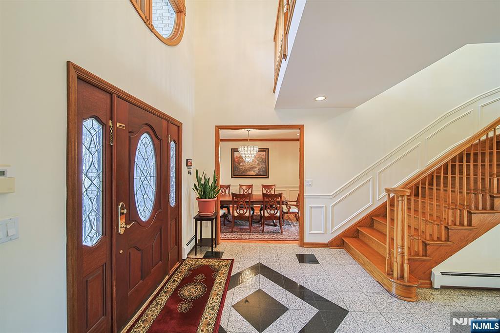 19 Dave Espie Way Wayne, NJ 07470 - Photo 3 of 49