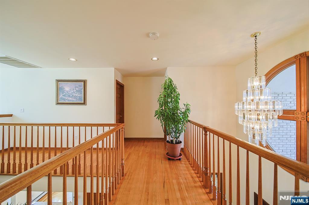 19 Dave Espie Way Wayne, NJ 07470 - Photo 39 of 49