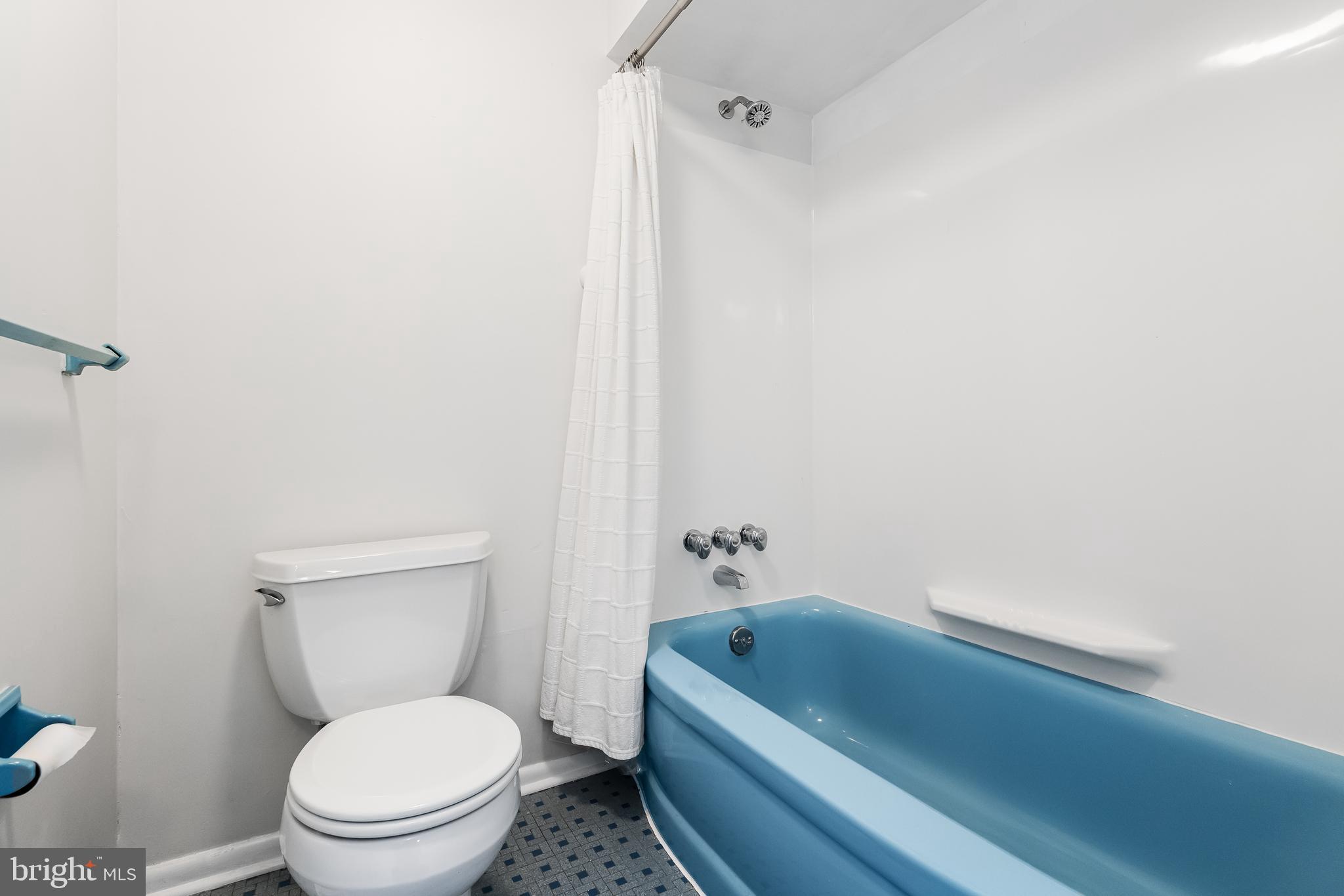 2201 Conrow Road Cinnaminson, NJ 08077 - Photo 29 of 32 Gallery Image 29