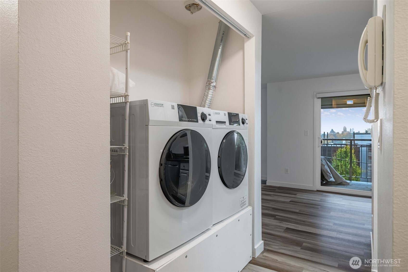 2419 East Madison Street, Unit 2461 Seattle, WA 98112 - Photo 13 of 21