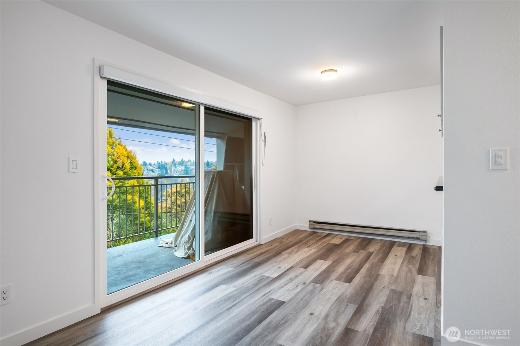 2419 East Madison Street, Unit 2461 Seattle, WA 98112 - Photo 10 of 21