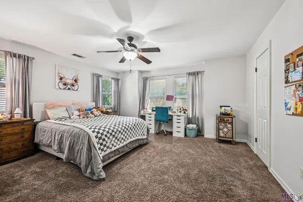 $590,000 | 39 Stonebridge Court, Mandeville, LA 70448