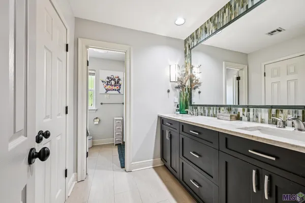 $590,000 | 39 Stonebridge Court, Mandeville, LA 70448