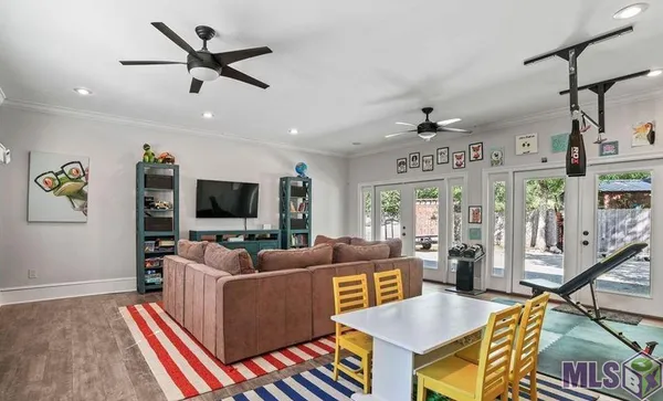 $590,000 | 39 Stonebridge Court, Mandeville, LA 70448