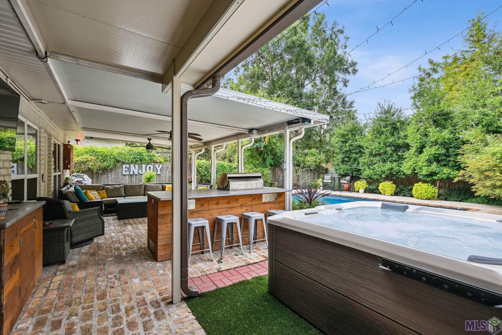 39 Stonebridge Court Mandeville, LA 70448 - Photo 24 of 28