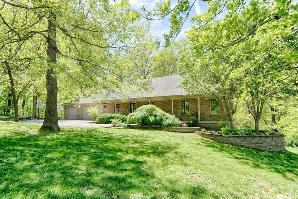 877 South Center Road Boonville, IN 47601 - Photo 3 of 35 Gallery Image 3