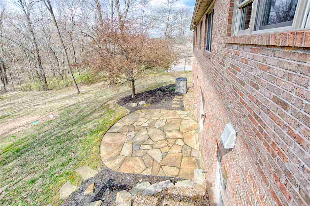 877 South Center Road Boonville, IN 47601 - Photo 25 of 35 Gallery Image 25